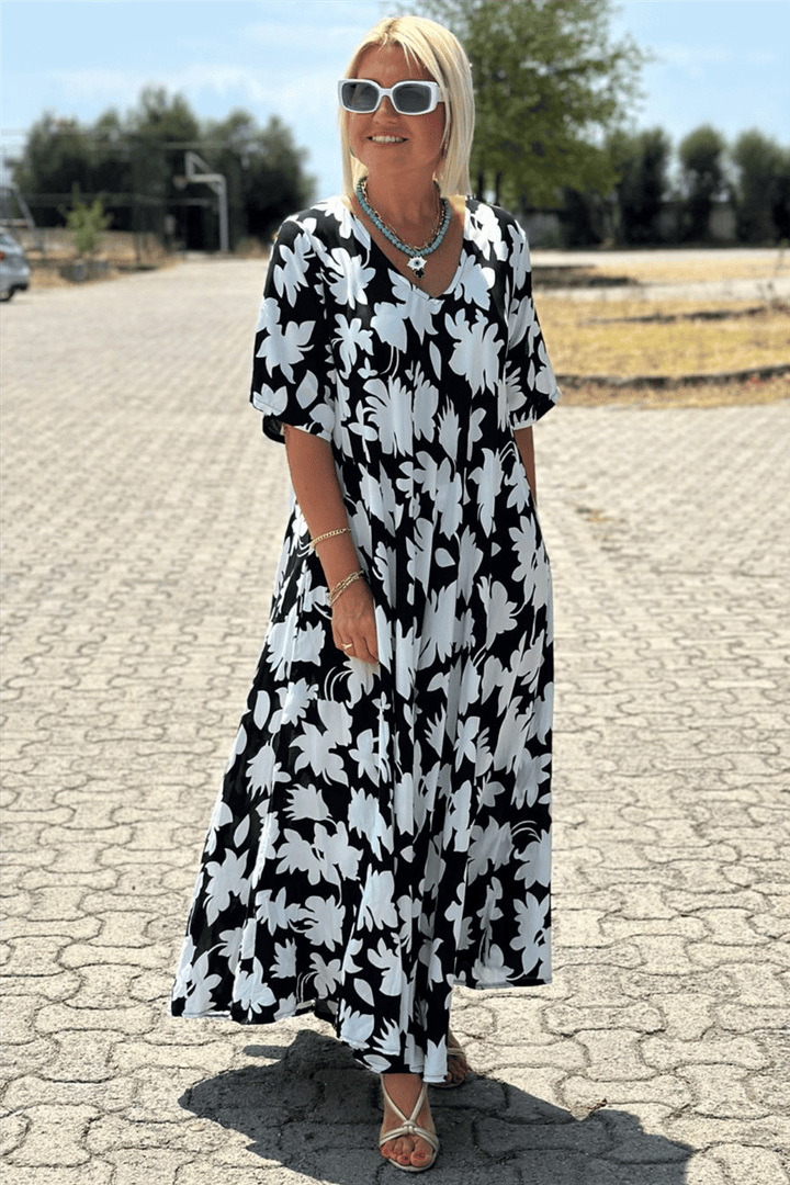 LEANNE | ELEGANT DRESS WITH TUMMY COVERAGE